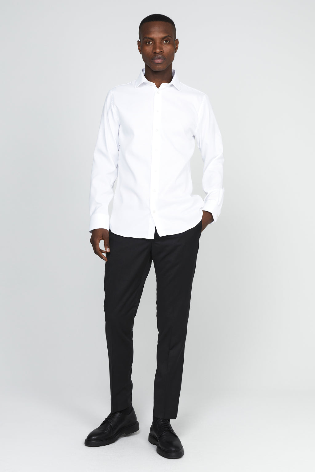 Marc Lux Oxford in White