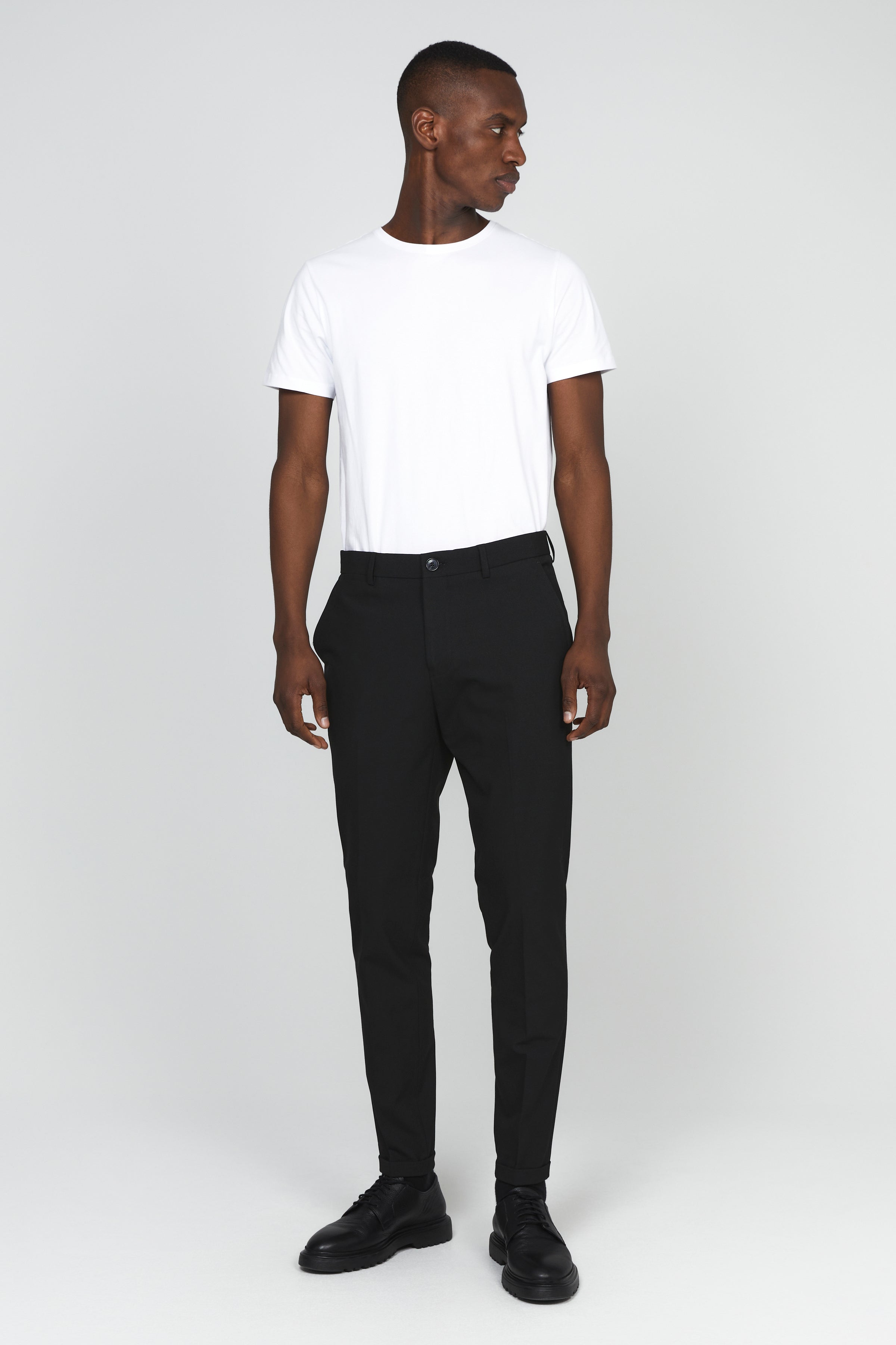 MALiam Pant in Black