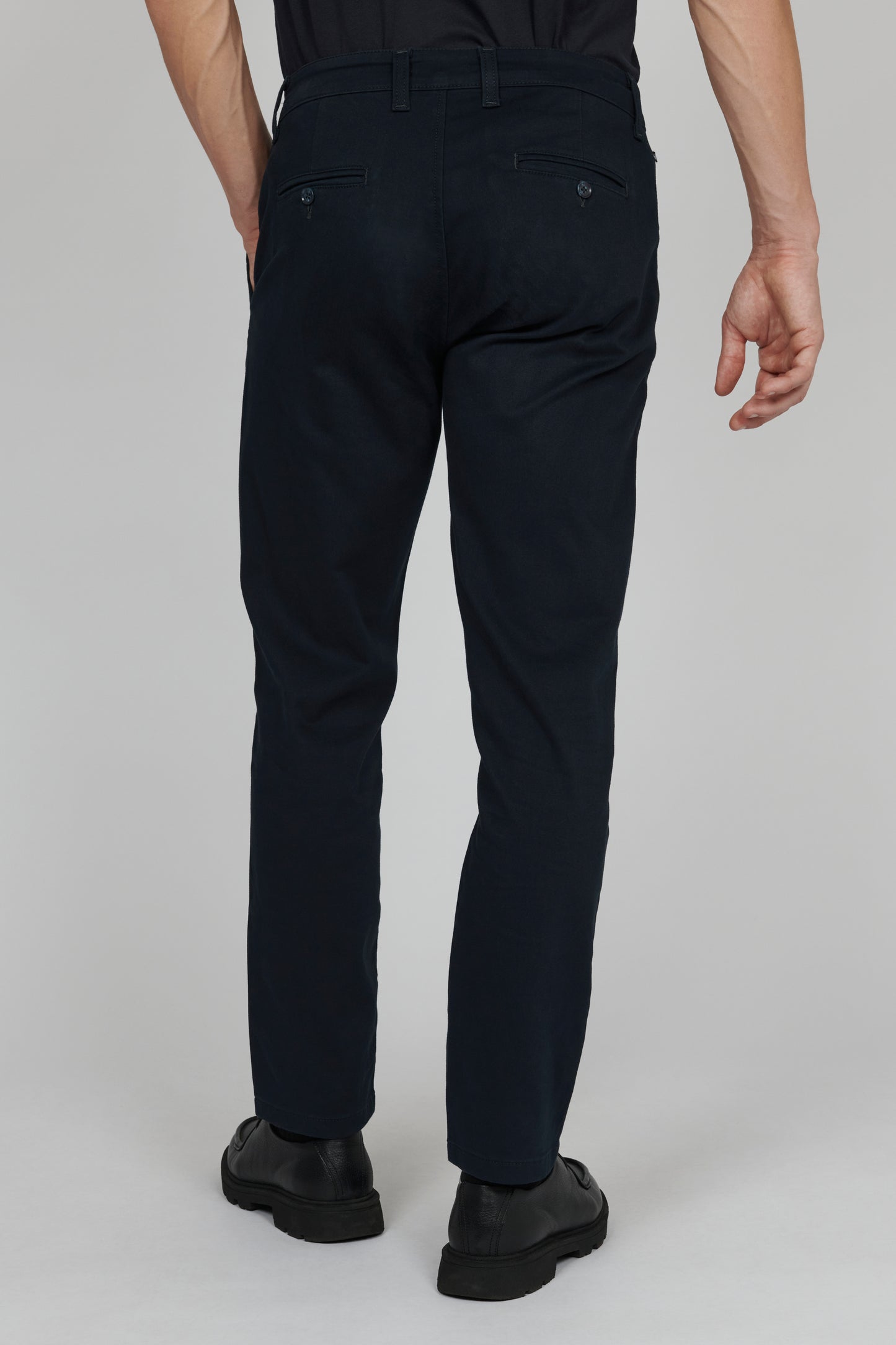 MaParker Pant in Dark Navy