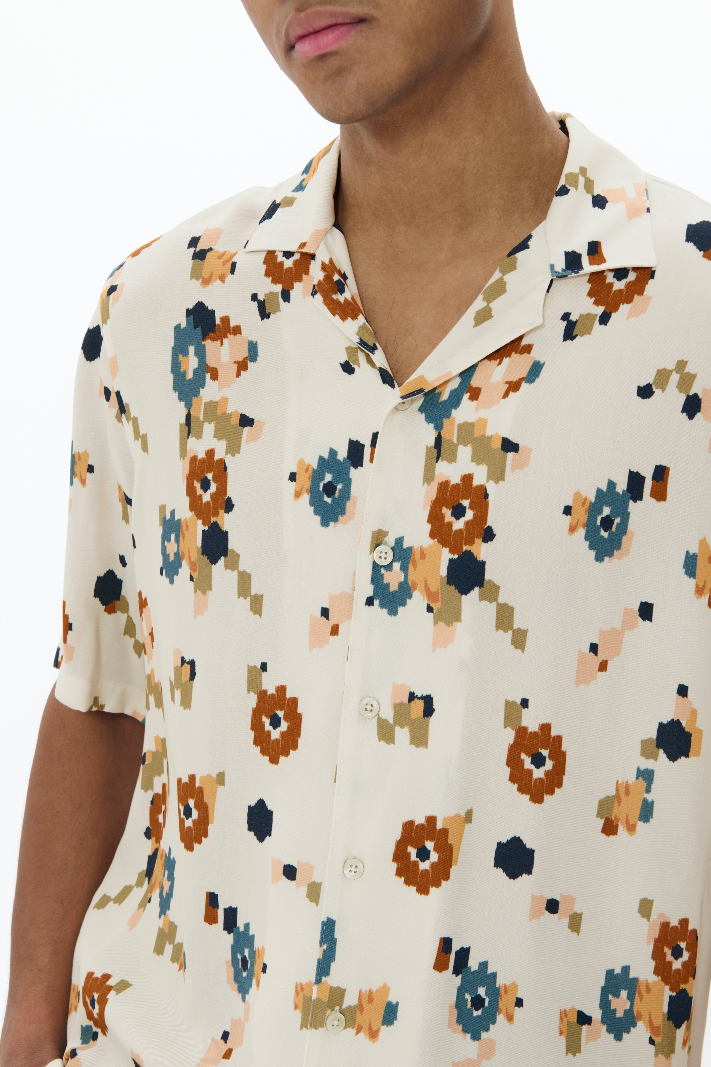 MaKlampo Button Down in Nuthatch