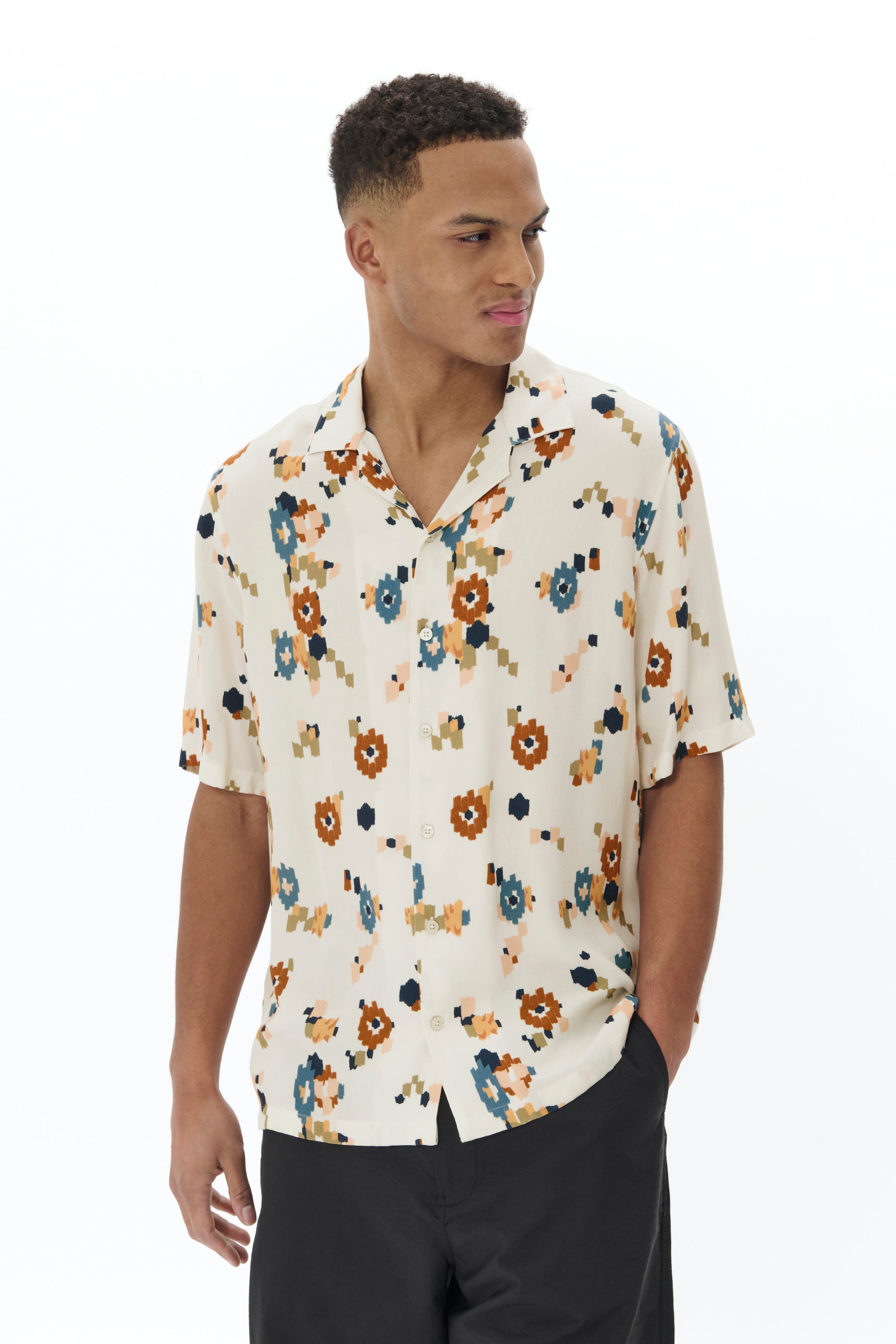 MaKlampo Button Down in Nuthatch