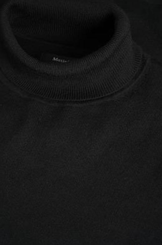 MaParcusman Merino Turtle Neck in Black