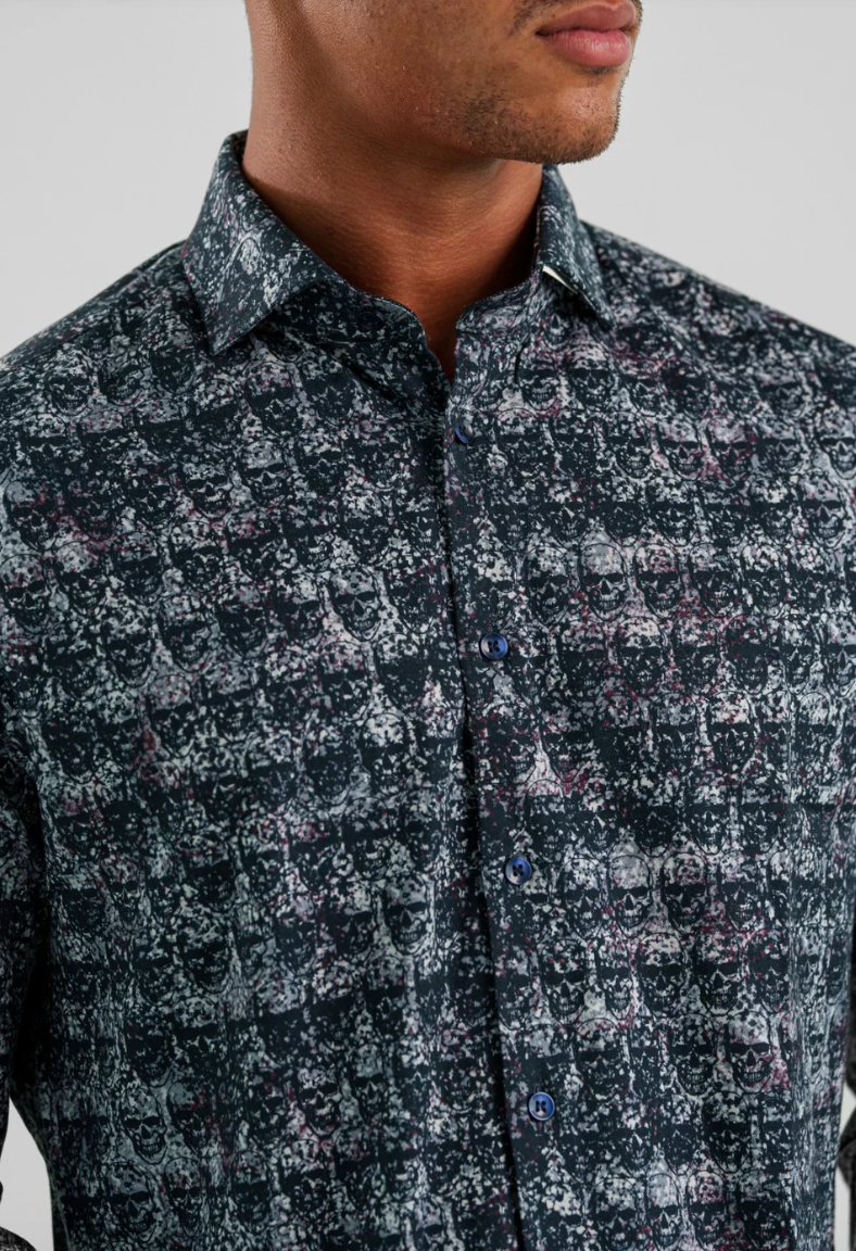 Long Sleeve Woven in Skulls