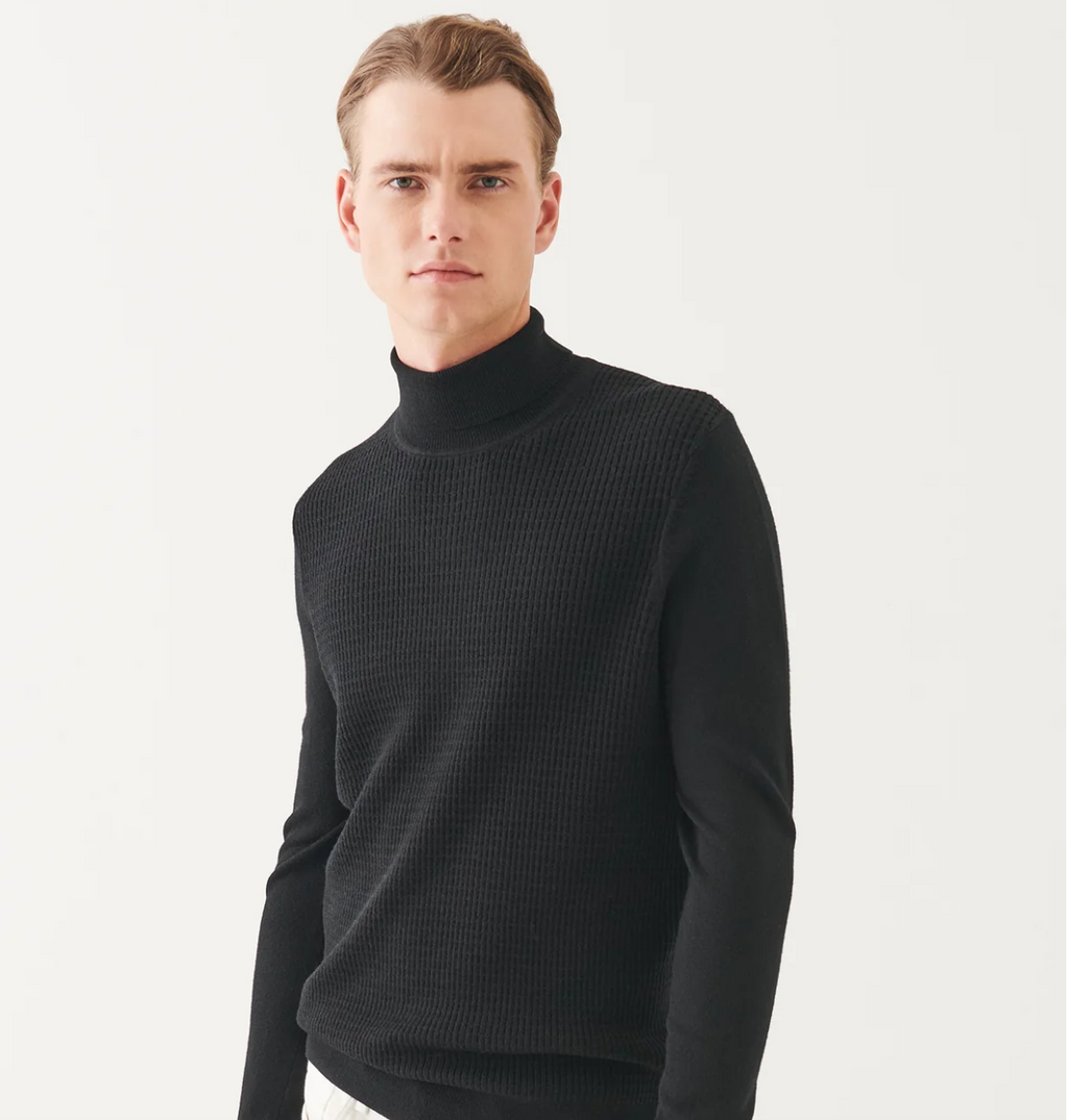 Premium Merino Turtle Neck in Black