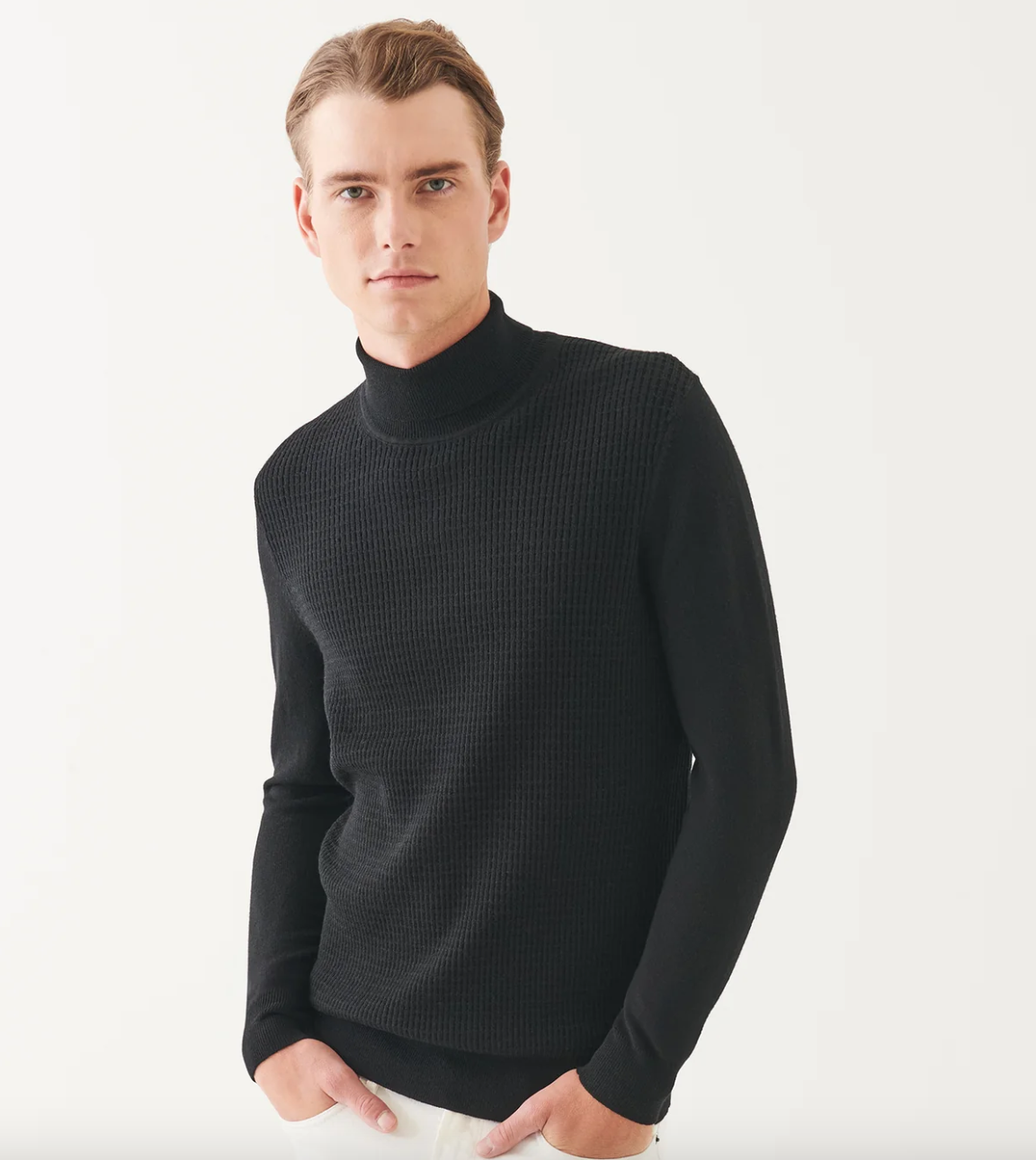 Premium Merino Turtle Neck in Black