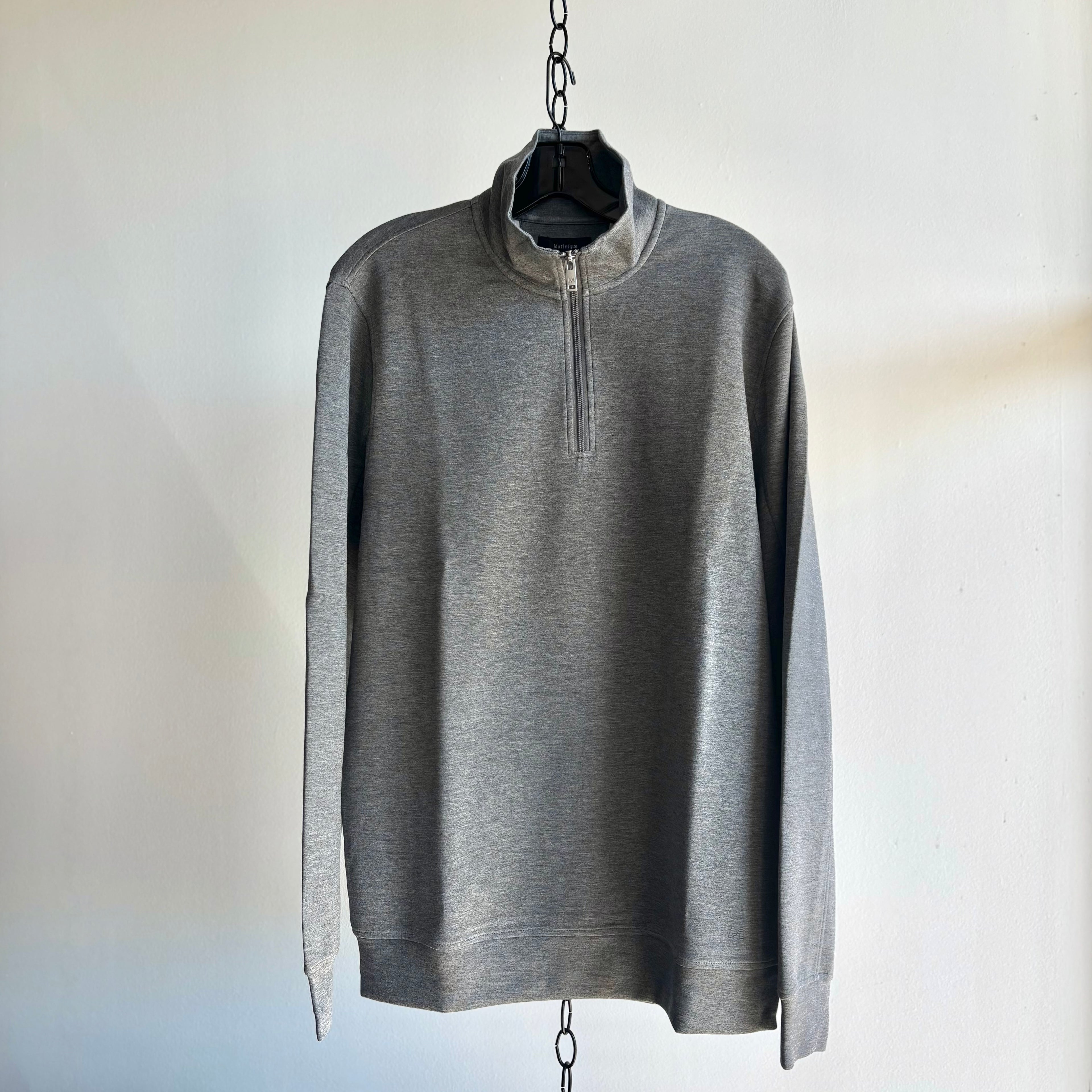 MAkade Pullover in Grey