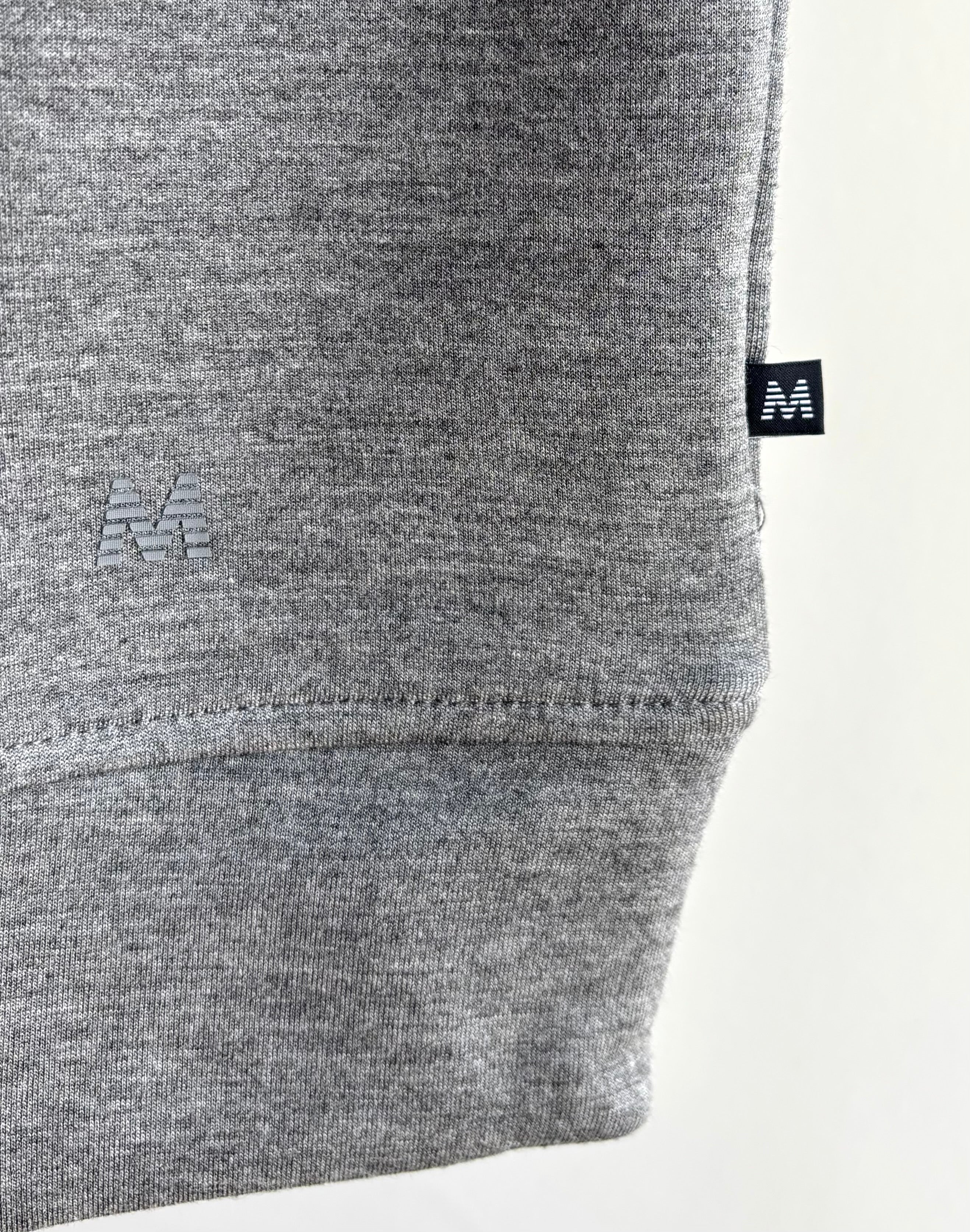 MAkade Pullover in Grey