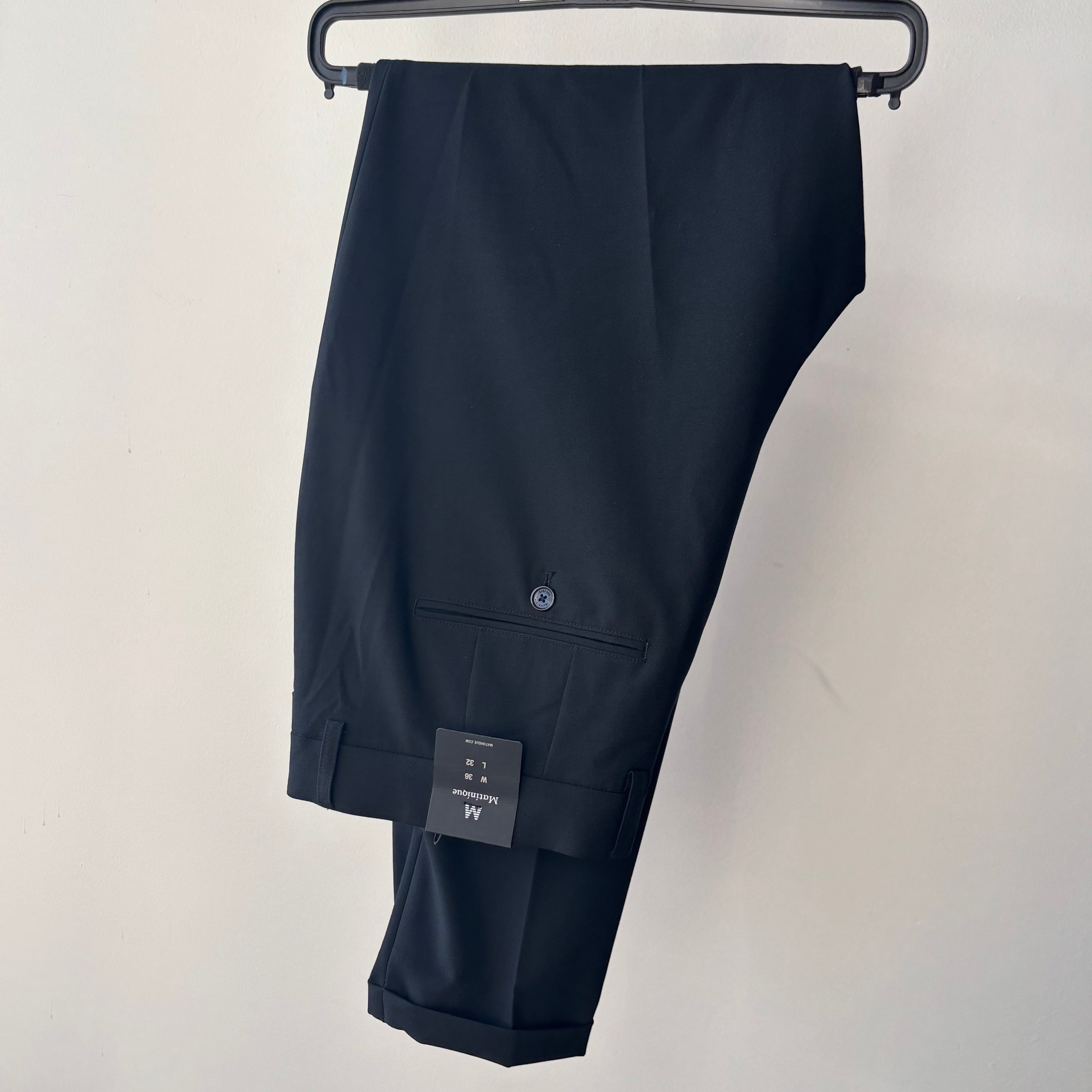 MALiam Pant in Black